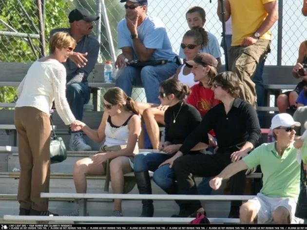 tom_cruise_dan_keluarga