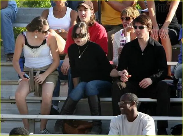 tom_cruise_dan_keluarga