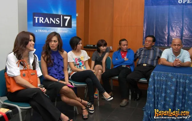 trans7