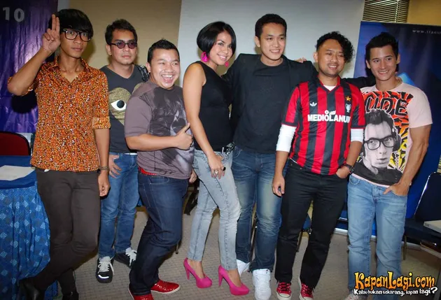 Aming/Melanie Ricardo/Nino Fernandez/Ronald Surapradja/Indra Birowo