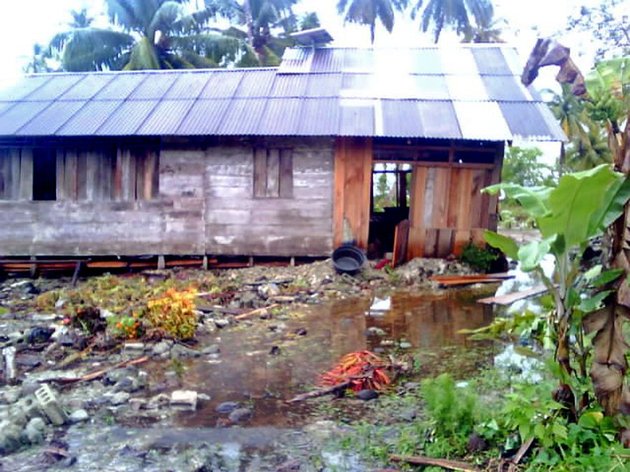 TSUNAMI MELANDA KEPULAUAN MENTAWAI KapanLagi com