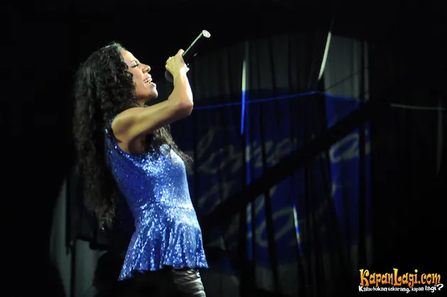 Nowela Indonesian Idol