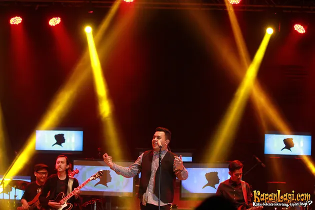 Tulus @Rolling Stone Cafe