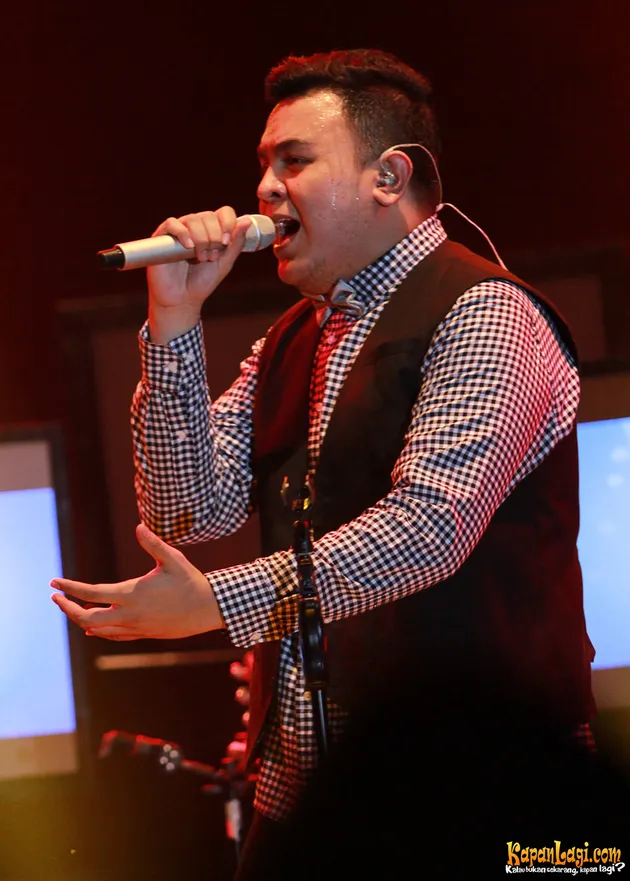 Tulus @Rolling Stone Cafe