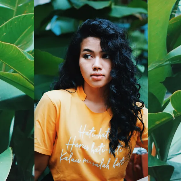 penampilan baru Yura Yunita
