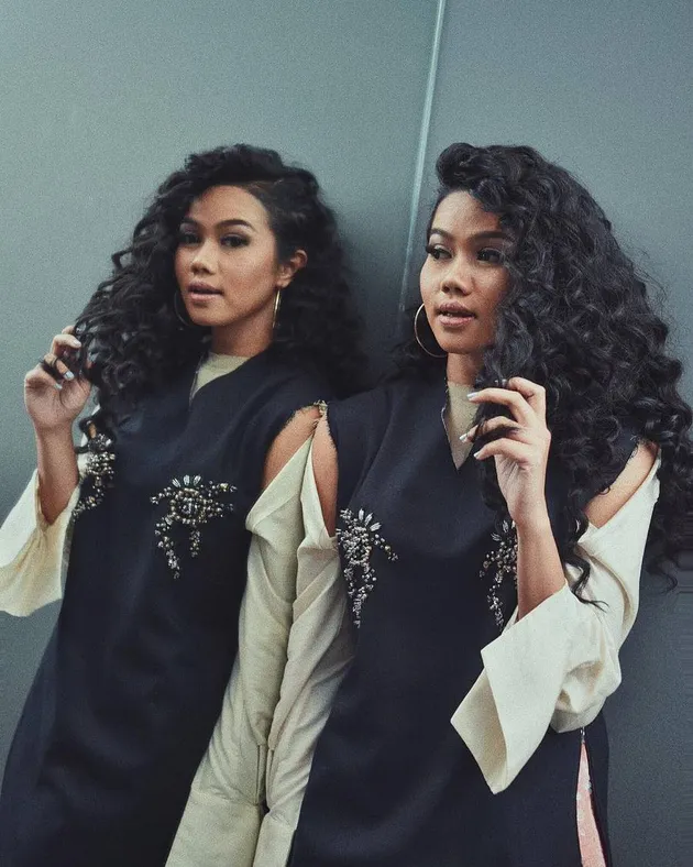 penampilan baru Yura Yunita