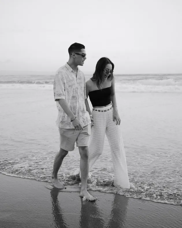 Al Ghazali - Alyssa Daguise