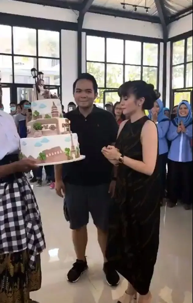 Momo Geisha