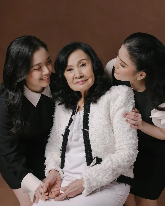 Jessica dan Valencia Tanoe