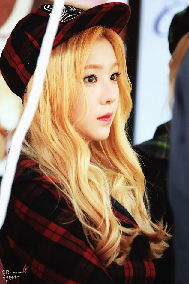 Irene Red Velvet