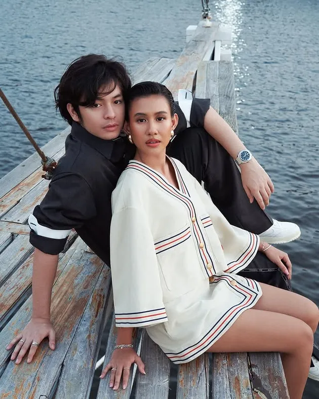 Angga Yunanda dan Shenina Cinnamon mesra