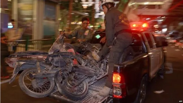 Foto ledakan bom kuil di Bangkok