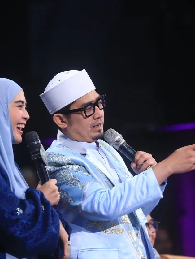 Ustaz Solmed kerja bareng istri