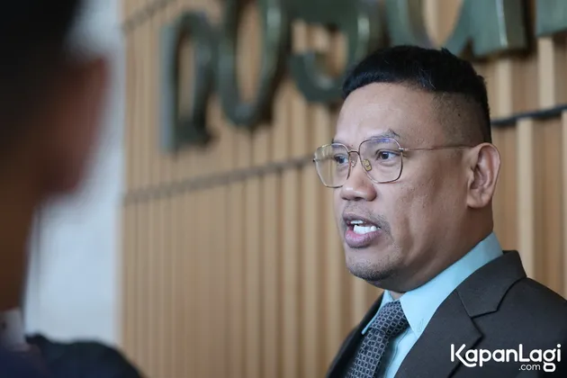 Uya Kuya angle kiri