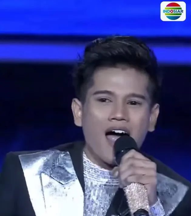 Valen D&#039;Academy 7 Tampil