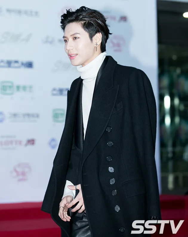  VAMPIR  VAMPIR  GANTENG  KOREA NGGAK ISAP DARAH MALAH MINTA 