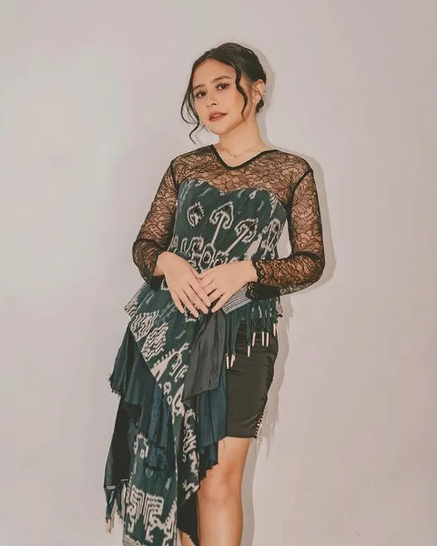 Prilly Latuconsina