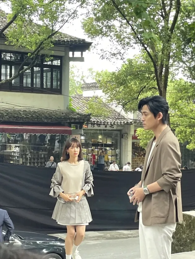 Victoria (fx) - Vic Zhou Syuting Drama