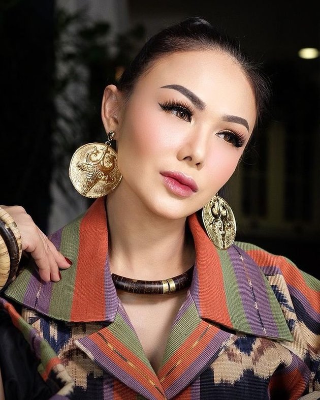 Viral Series of Photos of Yuni Shara that Resemble Amanda Manopo, Beautiful Face and Ageless Attract Attention