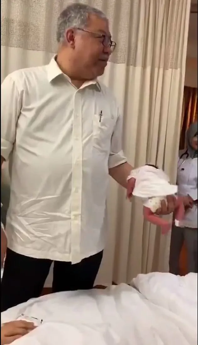 <nil>