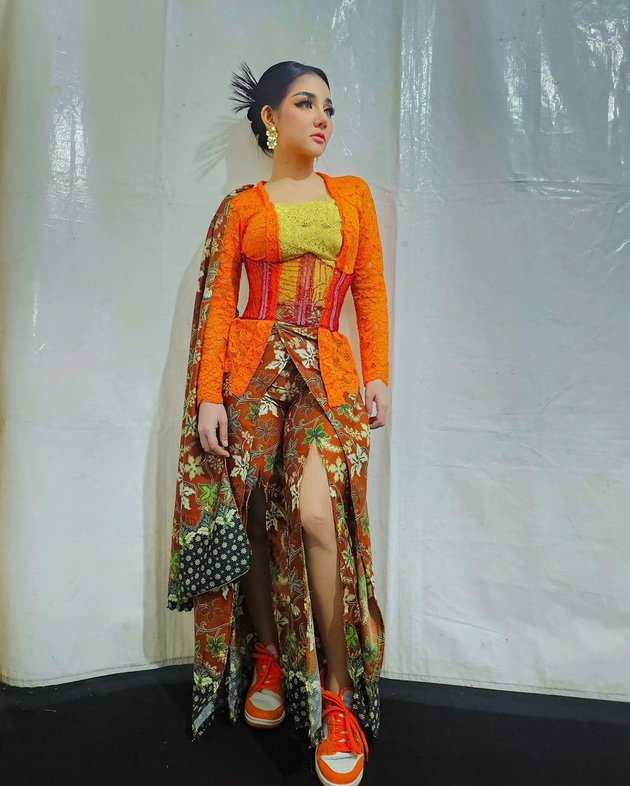 Not Just a Pretty Face, Portraits of Lala Widy in Traditional Kebaya - Local Wisdom Barbie Dangdut!