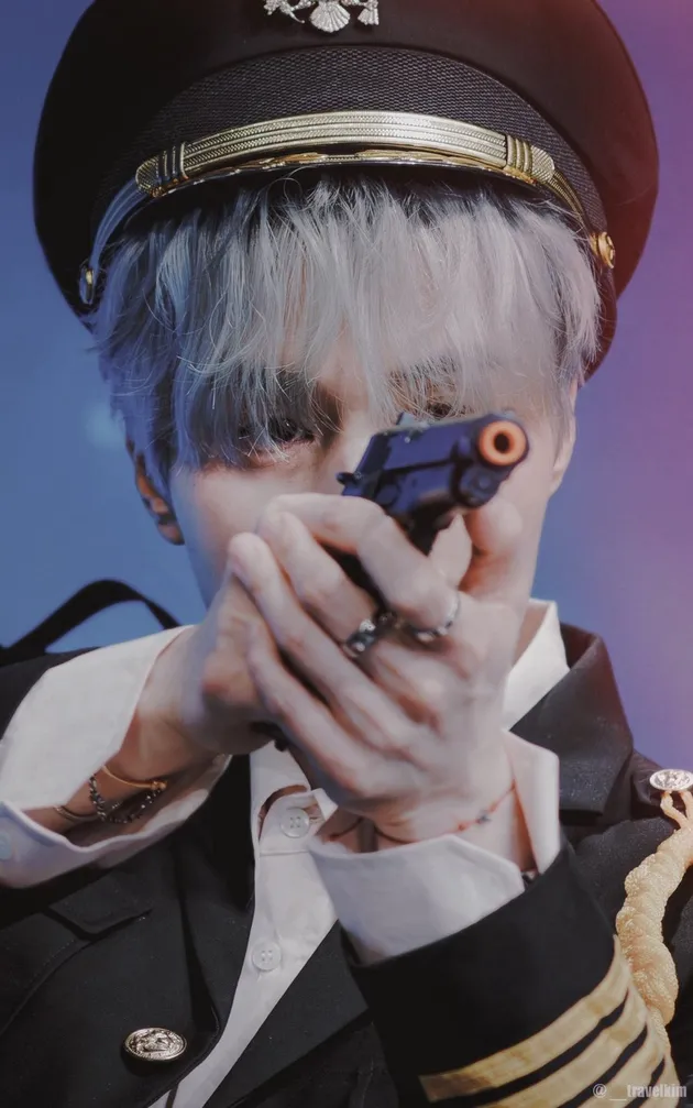 Lee Dong Wook Rambut Silver