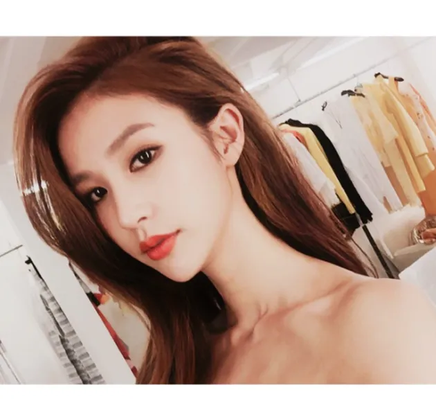 Vivian Sepupu Yuri SNSD