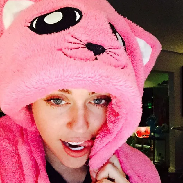 Foto Jelek Miley Cyrus