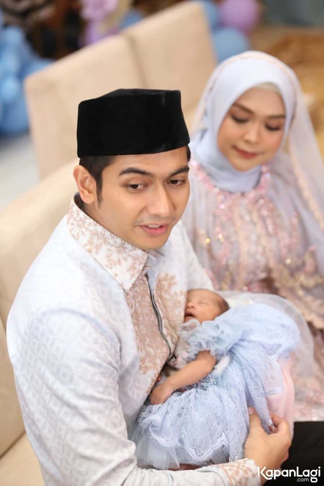 Her Face Was Hidden, Here Are 8 Beautiful Portraits of Baby R Putri Ria Ricis - Her Full Name is Also Revealed and Meaning Beautiful