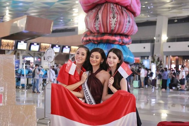 Representing Indonesia in Miss Supranational 2022, 11 Photos of Adinda Cresheilla at the Airport Before Flying to Poland