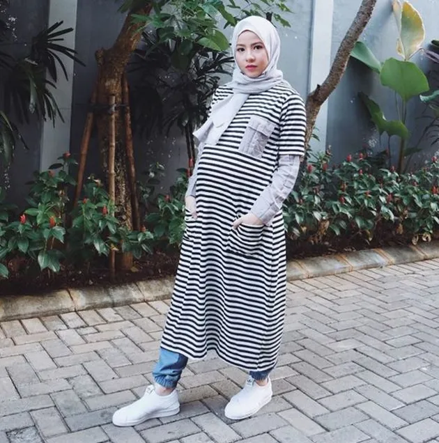 selebriti hamil, kehamilan selebriti, selebriti yang melahirkan