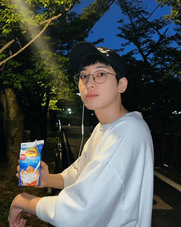 Wonwoo Seventeen berpakaian santai