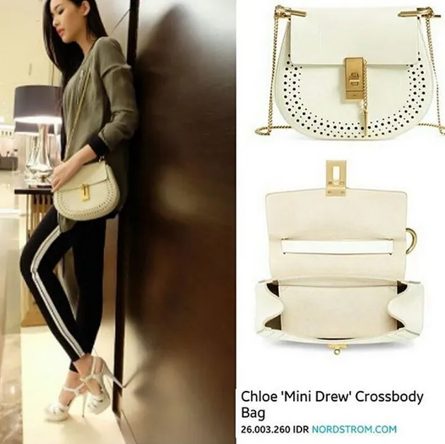fashion selebriti indonesia, casing handphone termahal, handphone seleb