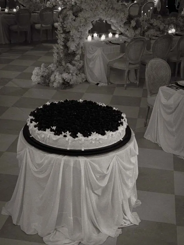 Detail Dekorasi Resepsi Pernikahan Al Ghazali