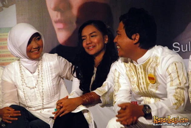 WALI BAND DI FX PLAZA SENAYAN PROMO FILM BAIK-BAIK SAYANG 