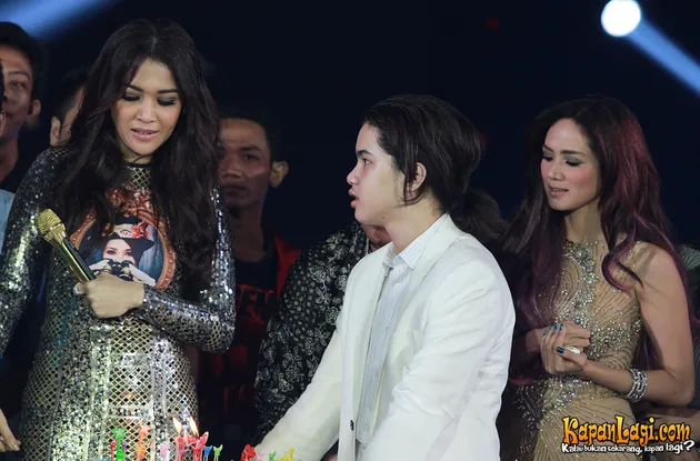 Maia Estianty dan Mulan Jameela