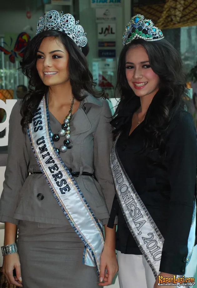 Ximena Navarrete / Nadine Alexandra Dewi Ames
