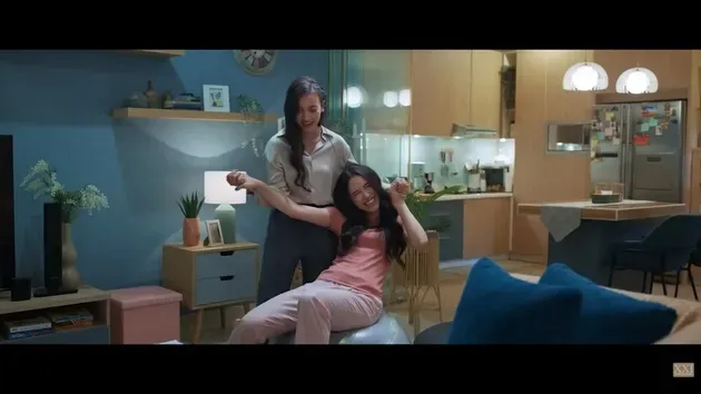 Yasmin Napper &amp; Megan Domani