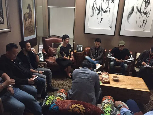 Setelah menunggu-nunggu, akhirnya unit alternative-rock Ibukota, NOAH, bersiap untuk melakukan proses rekaman album keduanya.