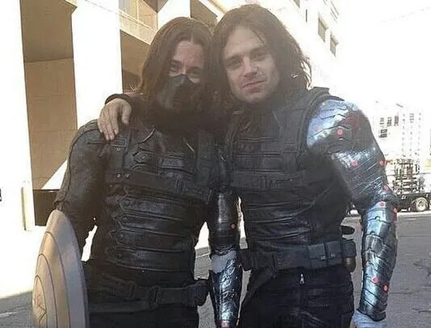 Cast film superhero X stuntman