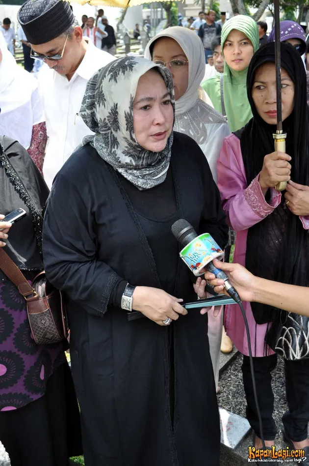 yenny rachman
