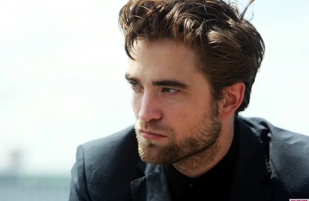 Robert Pattinson