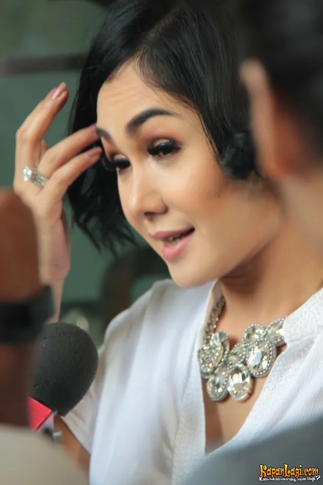 Yuni Shara