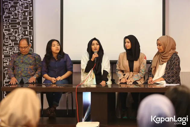 Zaskia Sungkar 