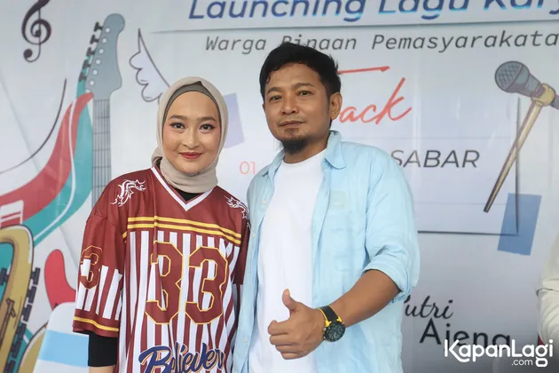 Zul Zivilia &amp; Putri Ajeng Eks Seven Icon