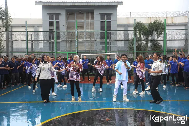 Zul &amp; Putri Ajeng di Lapas Khusus Kelas IA Gunung Sindur, Bogor, Jawa Barat