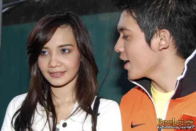 zaskia sungkar/irwansyah
