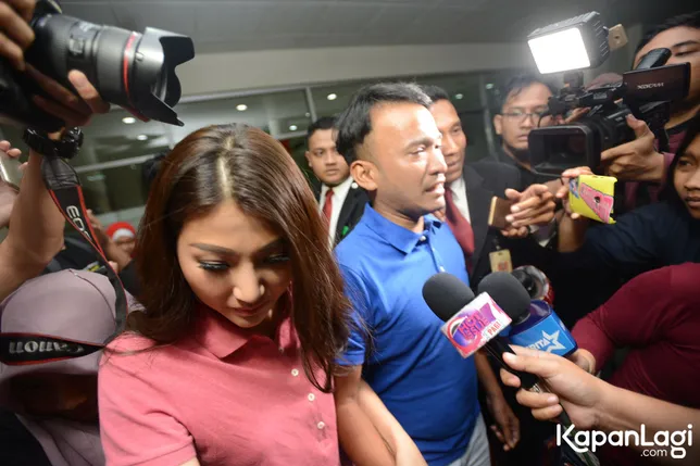 Ruben Onsu dan Sarwendah sama-sama harus dirawat di rumah sakit. © KapanLagi.com/Bayu Herdianto