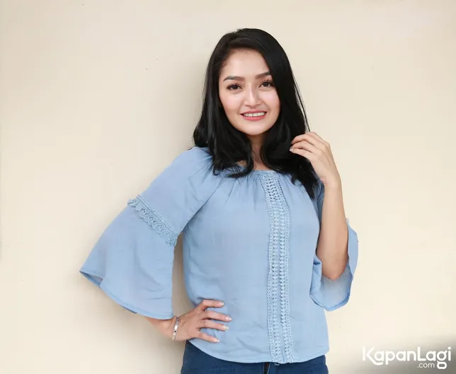 Sibad jadi wanita betawi yang taat pada agama © KapanLagi.com®/Akrom Sukarya
