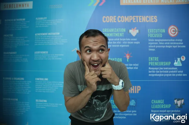 Caisar enggan beberkan kisah cintanya / Credit: KapanLagi - Akrom Sukarya